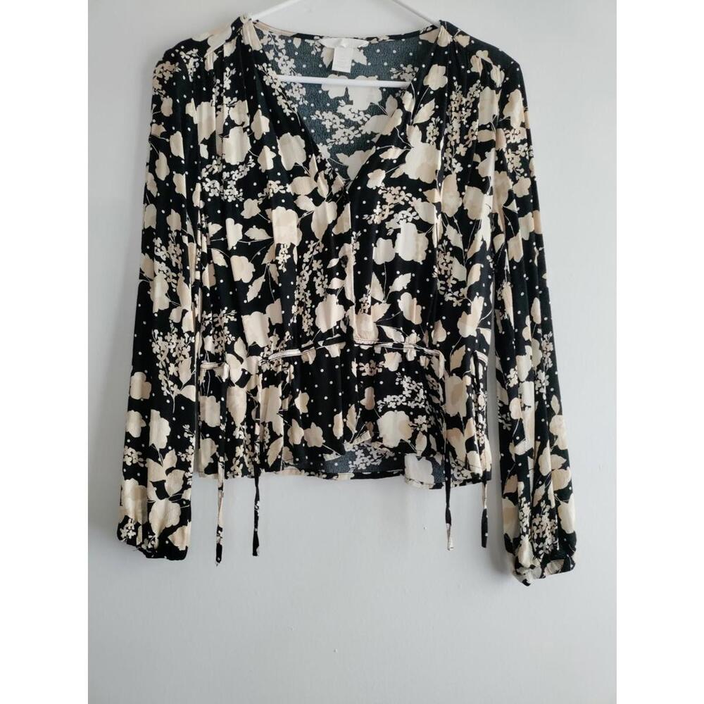 H&M Blouse Top Women Size 4 Black Floral Viscose Cropped Drawstring Button Front
